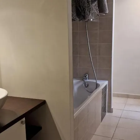 Au Coeur De *